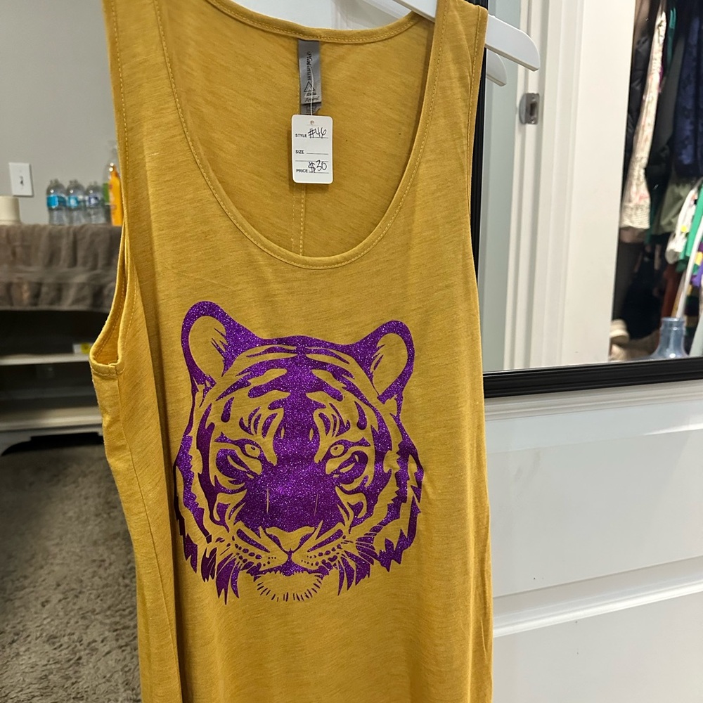 LSU glitter tiger tank